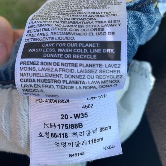 COPY - Hand embroidered plus size jeans - Picture 4 of 7